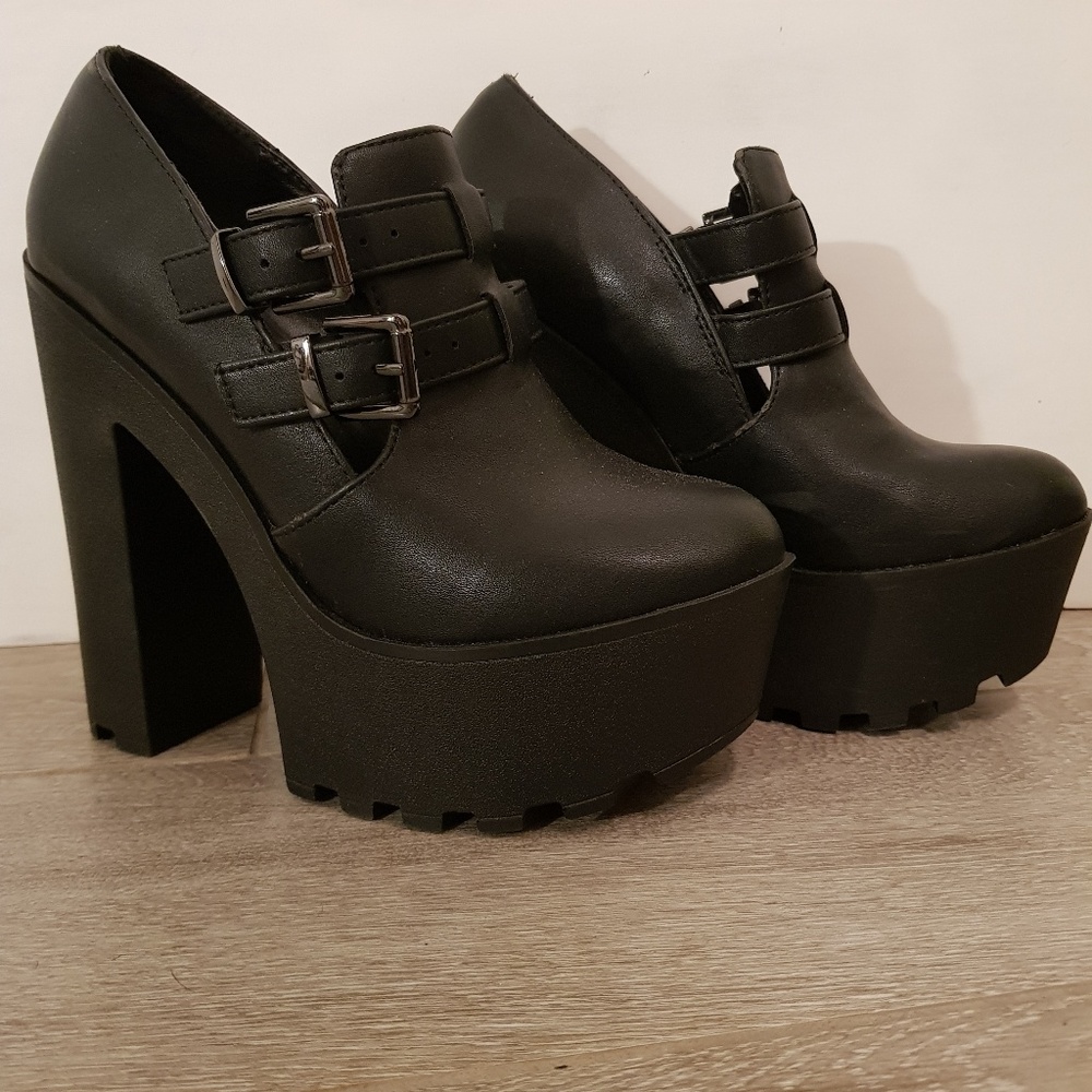 Soda heels